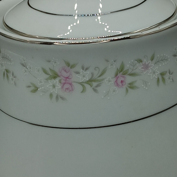 GLA Maria Fine China Japan Sugar Bowl W/Lid And Creamer White & Rose Floral - Picture 11 of 16